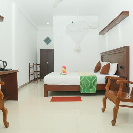 Suwa Arana Resort Mirissa Buitenkant foto